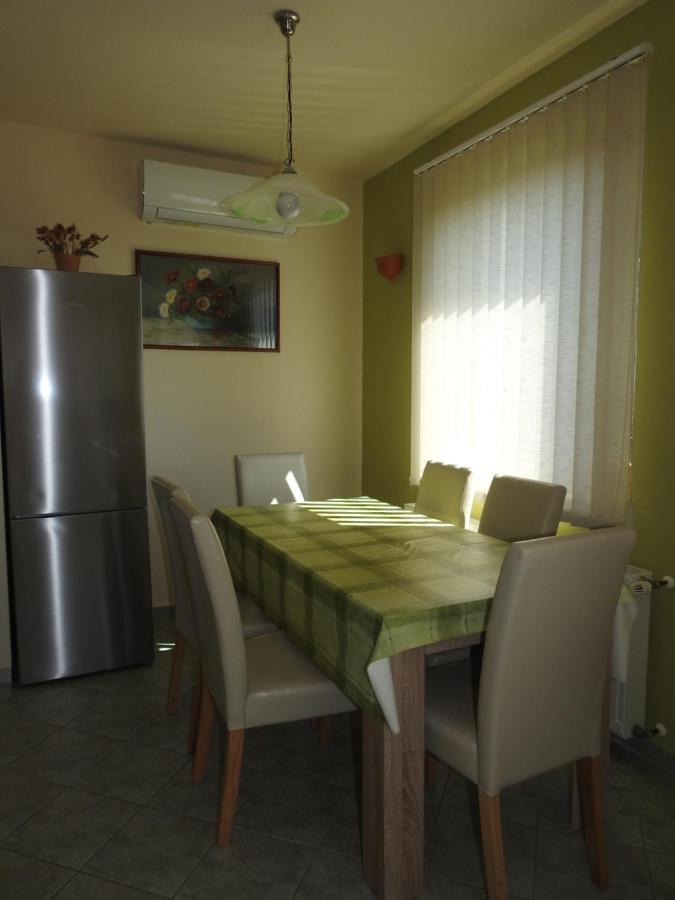 Petra Apartmanhaz Badacsonytomaj Luaran gambar